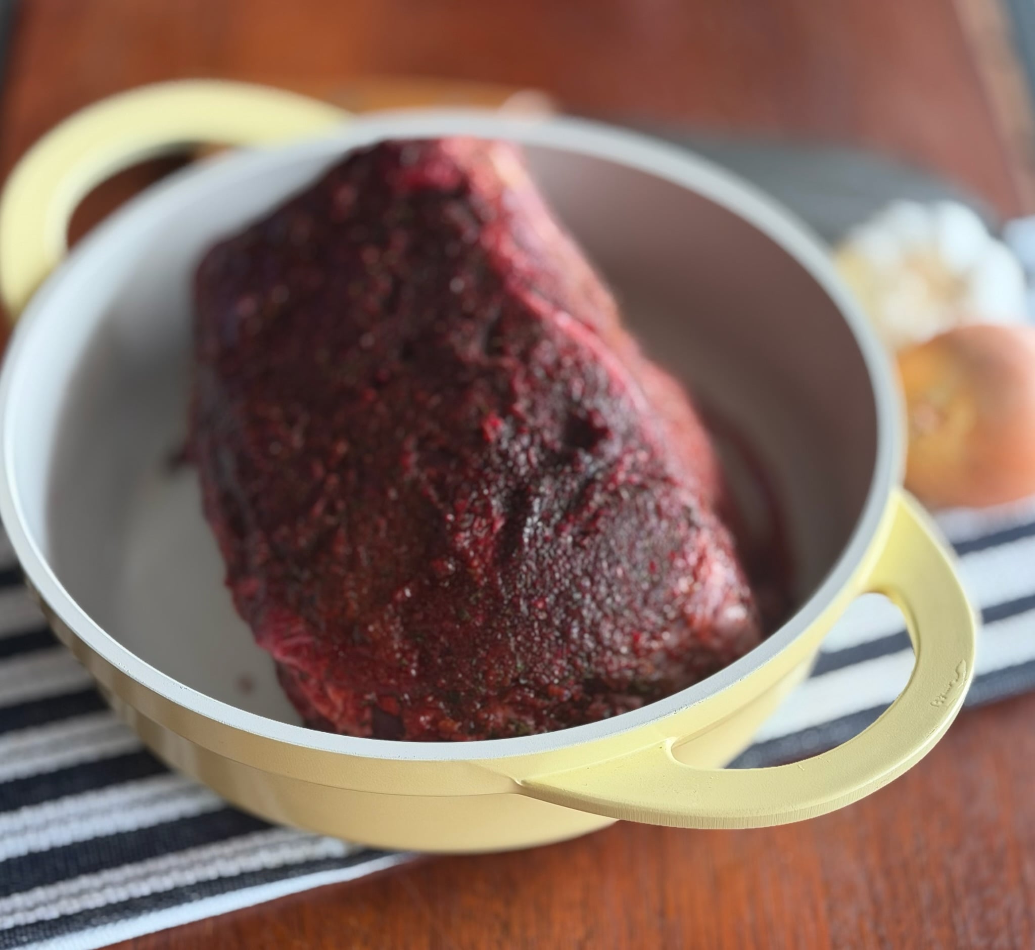 marinated roast beef (red wine & garlic)